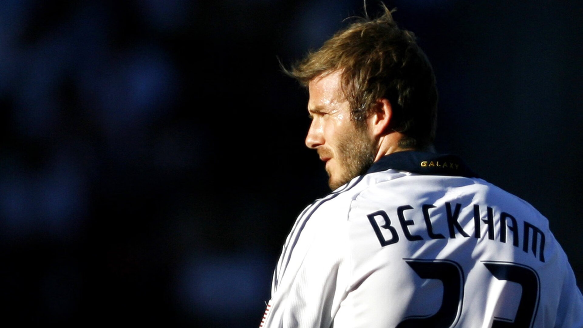 跨界传奇，库里F1首秀封神，篮网巅峰对决重现江湖