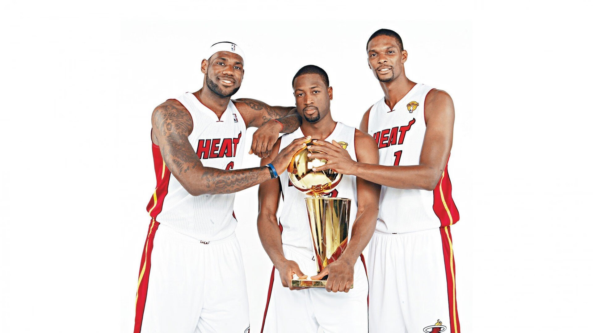 西亚卡姆狂轰38+15打出统治级数据,爵士团队发力客场收割鹈鹕