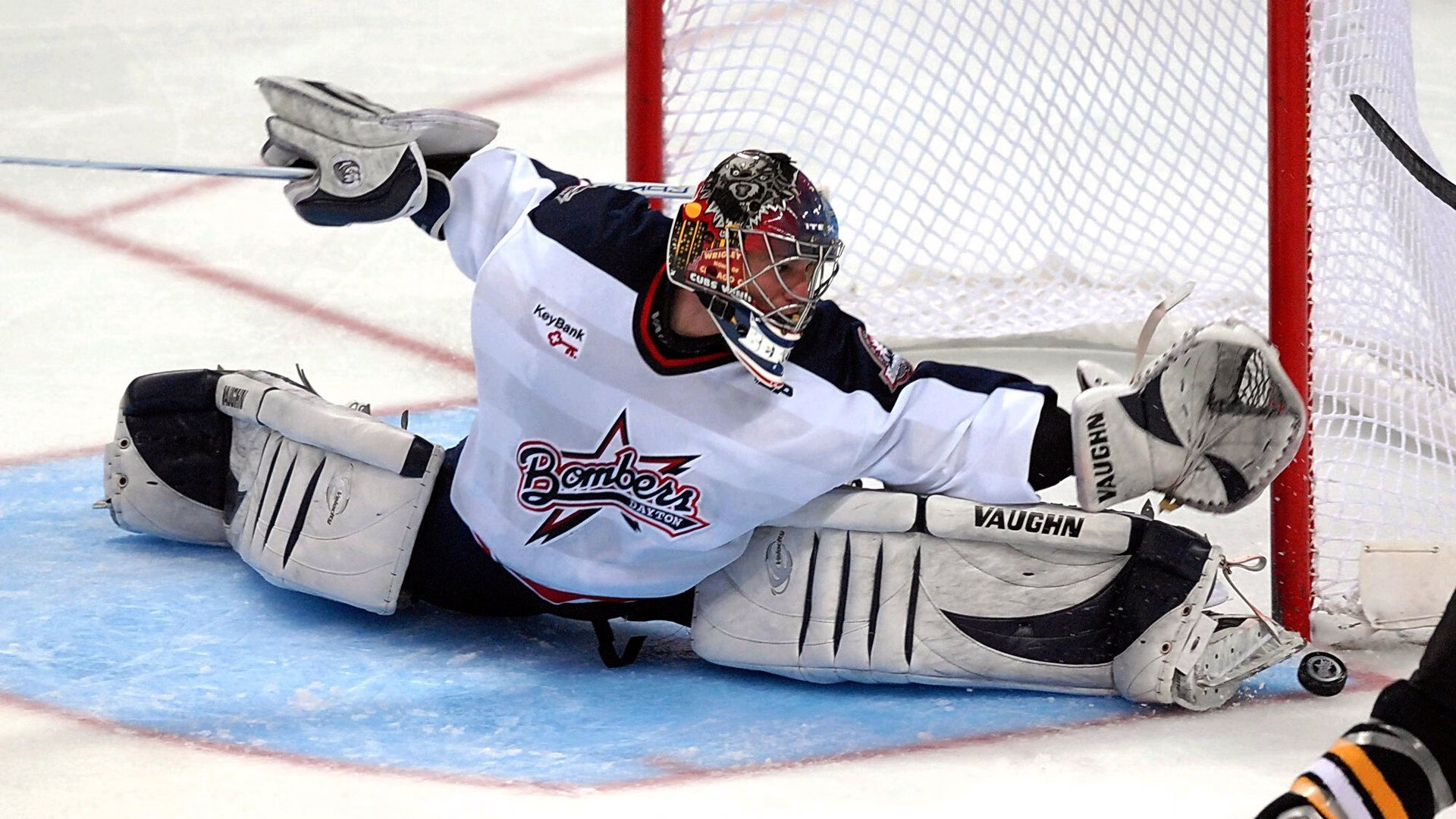 石破天惊！石宇奇横扫安赛龙创纪录，中国队完胜丹麦队书写羽坛新篇章